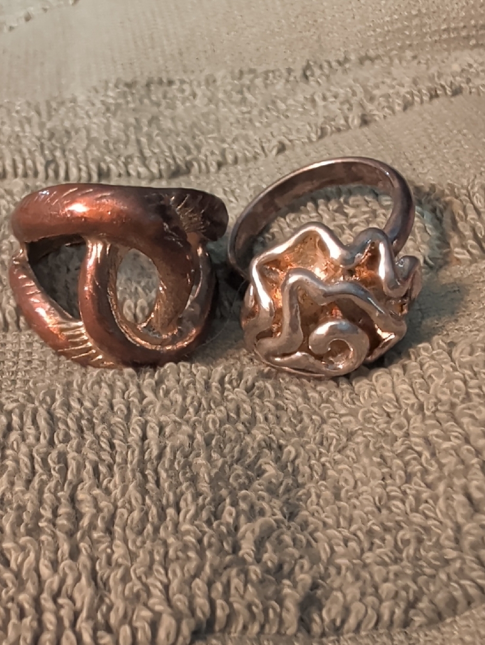 2 Vintage Costume Sturdy Rings Silver-Tone Swirl Floral Ring And Copper Size 9